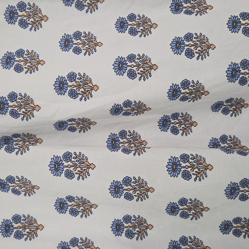 THML Beautiful Cotton Dress...White With Blue Floral Pattern. Great Condition! - Picture 6 of 16